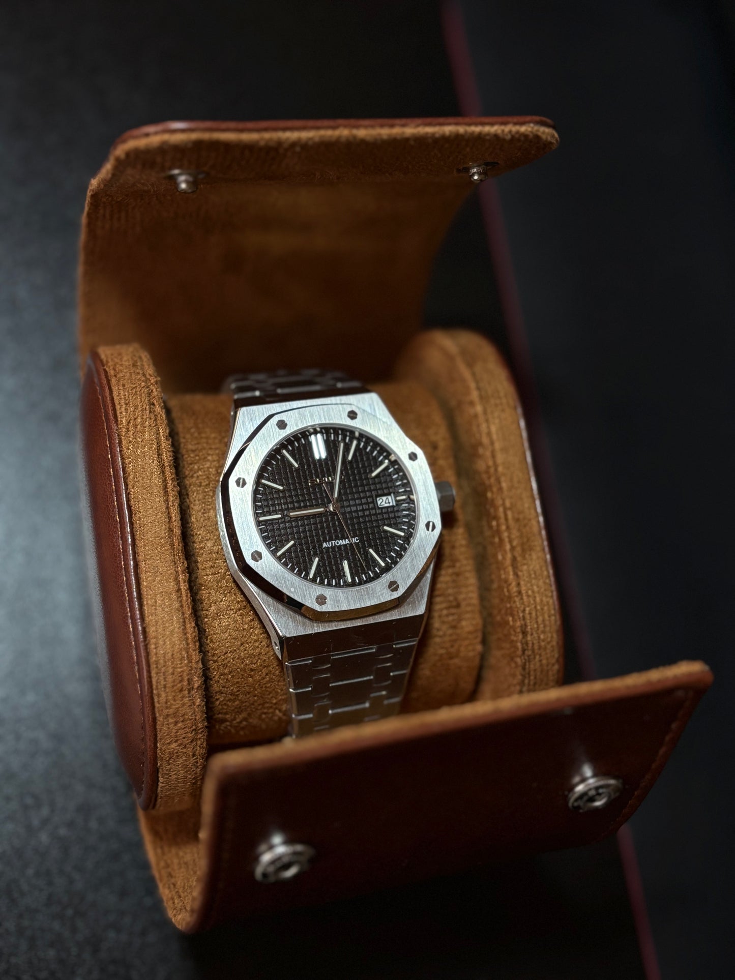 The Octagon - Classic Brushed Silver