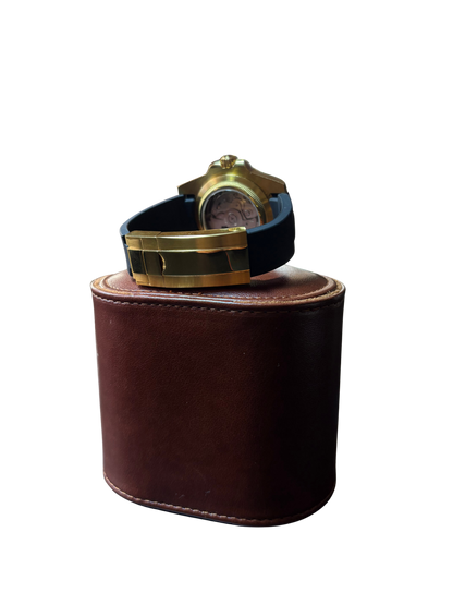 Invisible Dial Black/Gold Classic