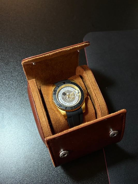 Invisible Dial Black/Gold Classic